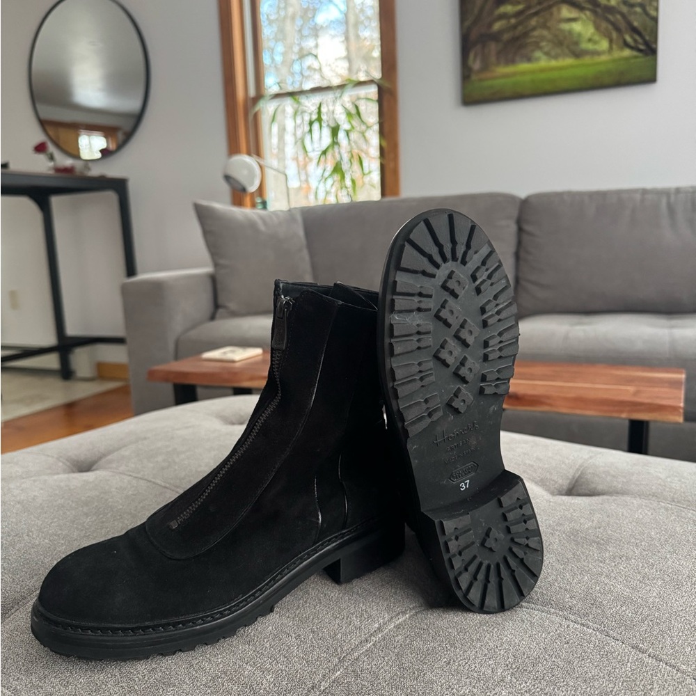 Elegant Black Ankle Boots for Women